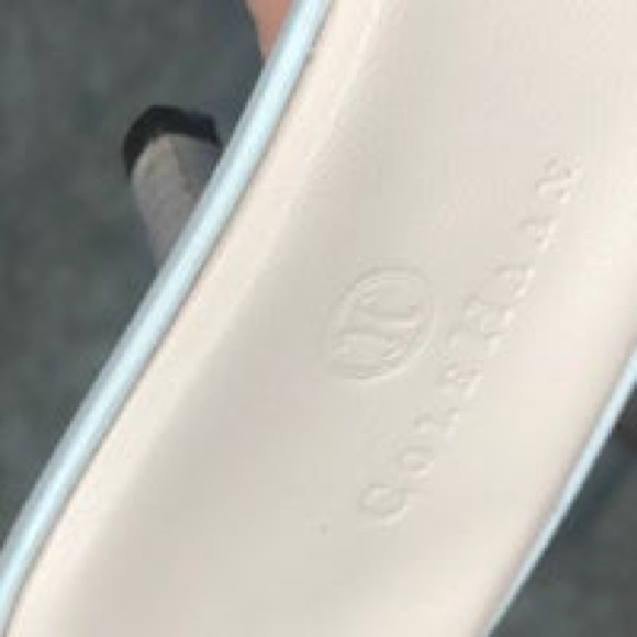 Cole Haan White Kitten Heels 7.5 - Picture 6 of 9